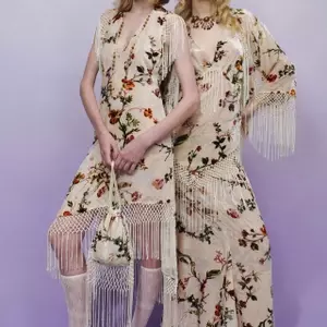 Anna Sui's Resort 2027 Collection: A Glamorous Reflection on 1960s Pop Culture