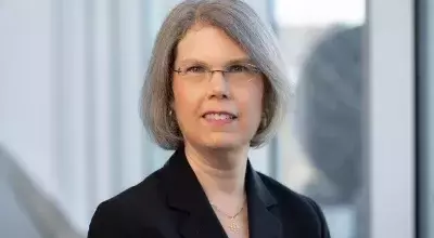 NPR's News Leader Announces Departure Amidst Funding Cuts