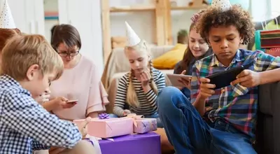 Reimagining Teen Gatherings: The Allure of Phone-Free Nostalgia Parties