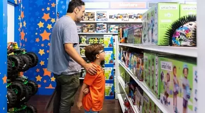 Toys 'R' Us Reimagines Holiday Shopping with New Store Openings