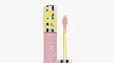 The Revolutionary Under-Eye Blush Technique for a Rejuvenated Look
