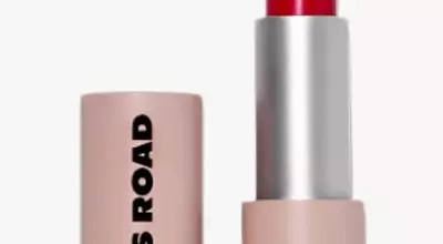 Expert Lip Care: Bobbi Brown's Guide to Enduring Lipstick