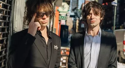 The Hellp Duo's Fashion Evolution and Musical Journey