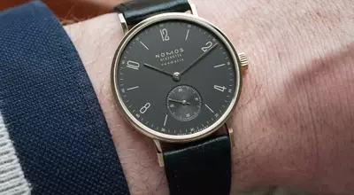 Compact Elegance: Exploring Six Exceptional Watches Under 36mm