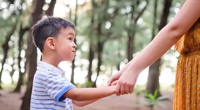 Mastering the 'Yes' and 'No' in Parenting: A Guide to Balance and Effective Communication