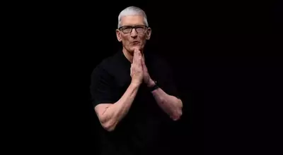 Tim Cook to Conclude Tenure as Apple CEO, John Ternus Named Successor Amid AI Transition
