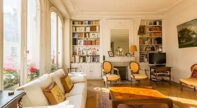 Your Guide to the Most Stylish Airbnbs in Paris