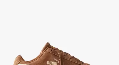 The Ultimate Guide to Stylish and Comfortable Travel Sneakers