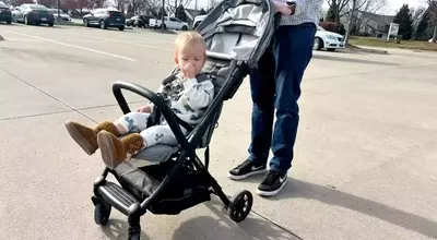 Choosing the Best Travel Stroller: A Comprehensive Guide