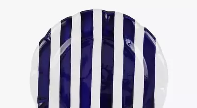Elevate Your Dining Experience: A Guide to Choosing the Perfect Dinnerware Sets