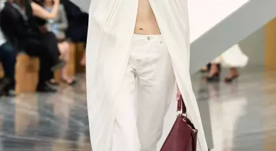 White Jeans: From Risky Wardrobe Item to Chic Fashion Essential