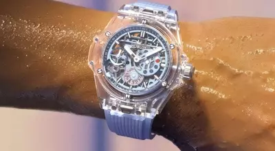 Hublot Unveils Big Bang Sapphire Sky Blue Meca-10