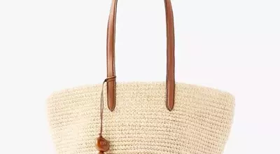 The Editors' Picks: Essential Handbags for Daily Life