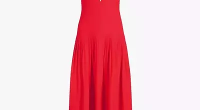 Perfect Beach Wedding Guest Attire:  Stylish Dresses for Coastal Celebrations