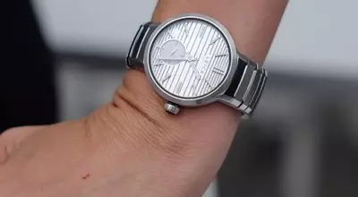 Leica ZM 12 Small Seconds: A Refined Sports Watch with Photographic Heritage