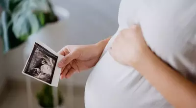 Navigating Social Media Etiquette: A Mother-Daughter Conflict Over Ultrasound Photos