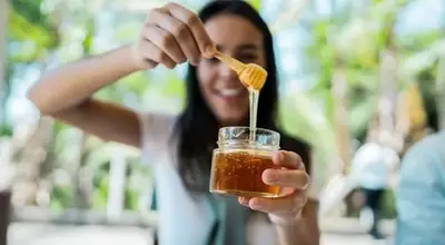 Debunking the Honey Allergy Myth: Expert Insights on Seasonal Relief