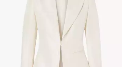 Bridal Suits: A Modern Alternative to Traditional Wedding Gowns