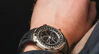 Patek Philippe 6105G-001: A Celestial Masterpiece on the Wrist