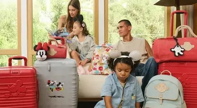 BÉIS Unveils Enchanting Disney Collaboration: Travel with Mickey & Friends