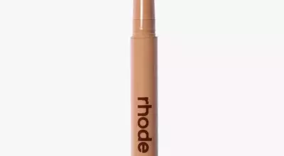 Mastering Lip Enhancement: Contouring vs. Lining for Fuller Lips