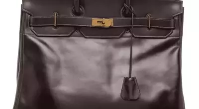 The Rise of Men's Luxury Handbags: Style and Practicality Combined