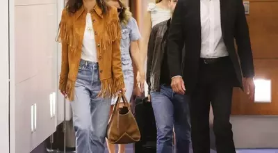Celebrity Airport Style: Effortless and Chic Travel Outfits