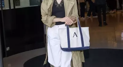 Alexa Chung's Timeless Fall Style: A Guide to Effortless Chic