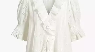 Timeless Fusion: '70s Jeans and Boho Blouses for Fall Fashion