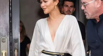 Embrace the Final Days of Summer: Stylish Tunic Outfits for Every Occasion