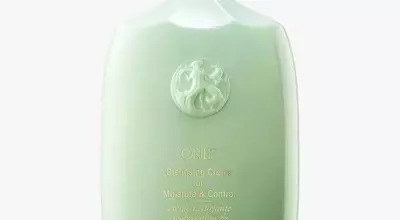 Achieve Smooth, Frizz-Free Hair: Expert-Recommended Shampoos