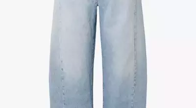 Embrace the "Barrel" Trend: Six Chic Ways to Style Barrel-Leg Jeans