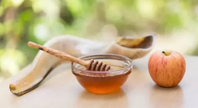 Engaging Children in Rosh Hashanah Traditions