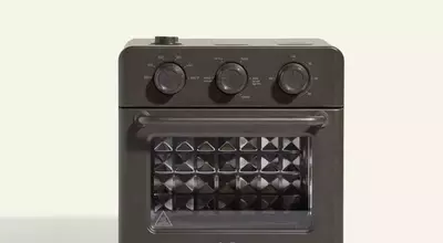 The Wonder Oven: A Lifesaver for Ovenless Living