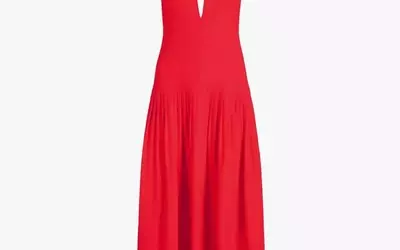 Perfect Beach Wedding Guest Attire:  Stylish Dresses for Coastal Celebrations