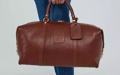 The Ultimate Guide to Premium Leather Duffel Bags for Discerning Travelers