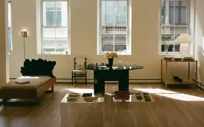 The Resurgence of In-Person Retail: A Shift from Online Fatigue to Curated Experiences