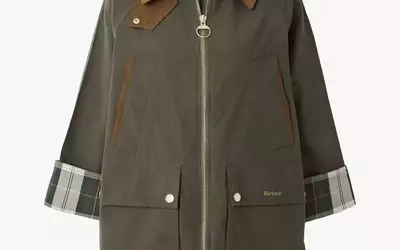 7 Stylish Ways to Wear a Barn Jacket This Fall