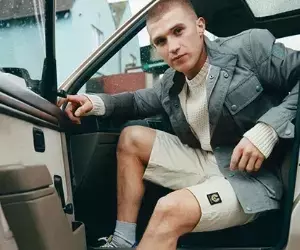 Men’s casual clothing