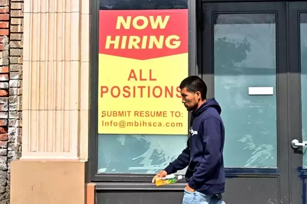 US Job Market Falters: August Sees Minimal Growth and Rising Unemployment