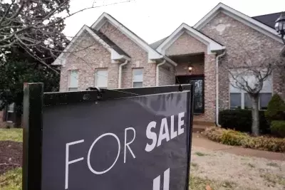 US Mortgage Rates Dip Below 6% for the First Time in Years