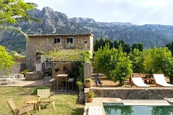 Discover Mallorca's Hidden Gems: A Guide to the Island's Best Airbnb Stays