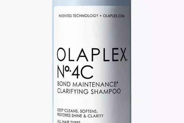 The Ultimate Guide to Shampoos for Oily Hair