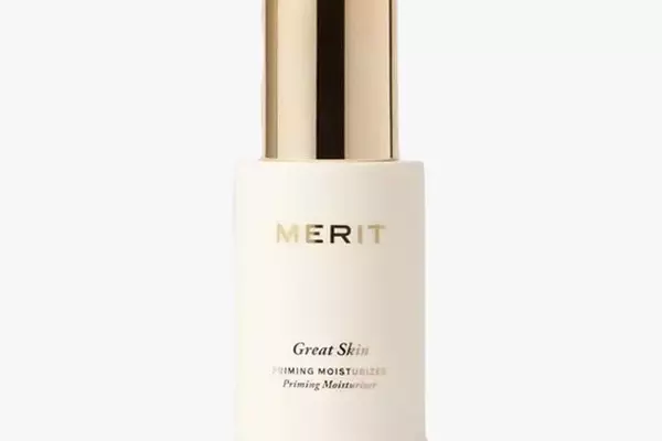 The Quest for the Perfect Natural Finish Moisturizer: Hydration Without the Shine