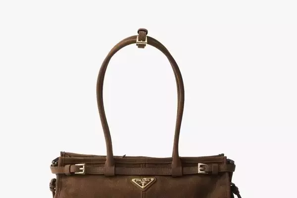 Embrace the East-West Bag: Spring's Essential Accessory