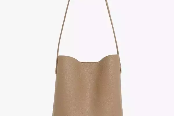 The Enduring Appeal of Taupe Handbags: A Timeless Trend