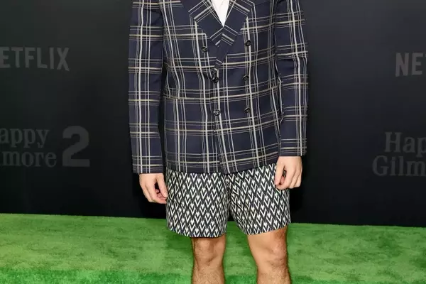 The Rise of Men's Ballet Flats: A New Fashion Trend