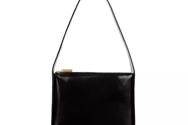 Embracing 90s Minimalism: A Guide to Sleek Handbags