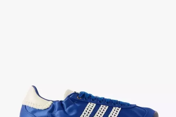 Spring into Style: The Hottest Colorful Sneakers for 2026