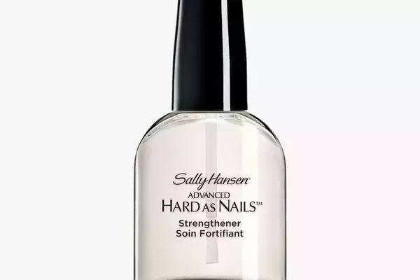 The Enduring Appeal of Long Almond Nails: A Timeless Manicure Choice